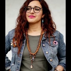 Meet your Posher, Roxanne